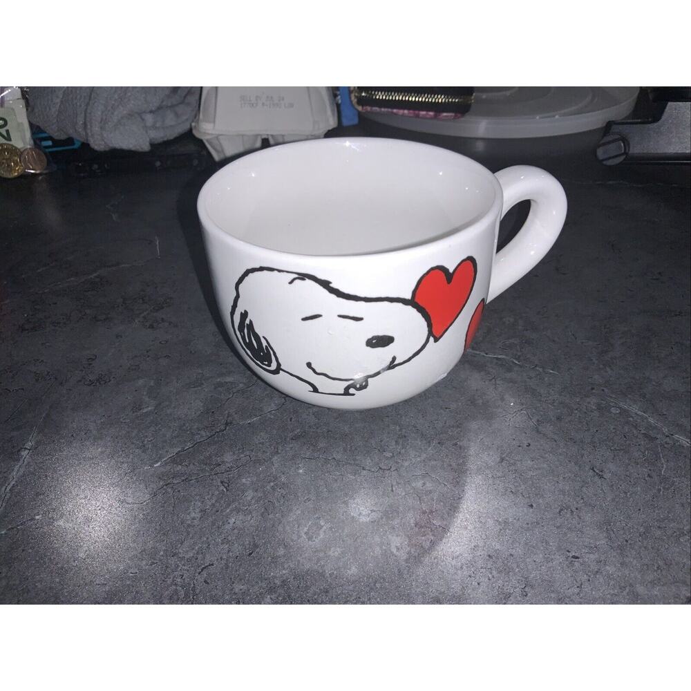 HAPPY VALENTINE'S DAY Peanuts Worldwide SNOOPY 14oz Coffee/Soup Mug Cup HEART 3"